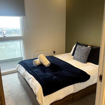 Lovely 2-Bedroom Condo With Balcony Манчестер Экстерьер фото